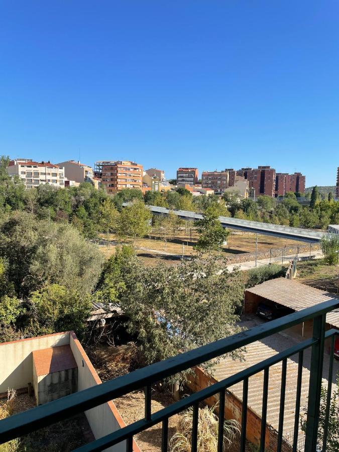 Acogedor Vallparadis Con Parking Terrassa