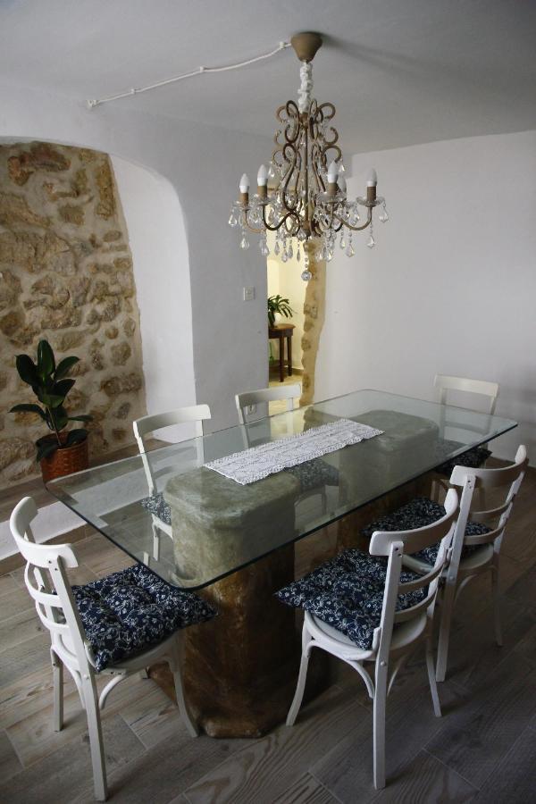 Casa De La Libelula * Astudillo