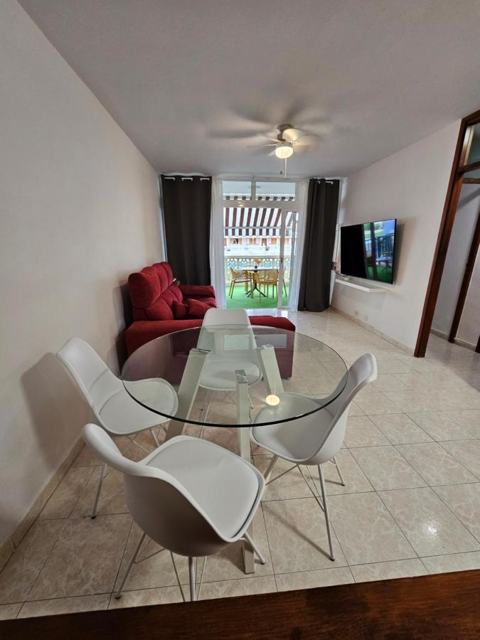 Fayser 108 Beachfront With Direct Pool Access From Terrace Apartment