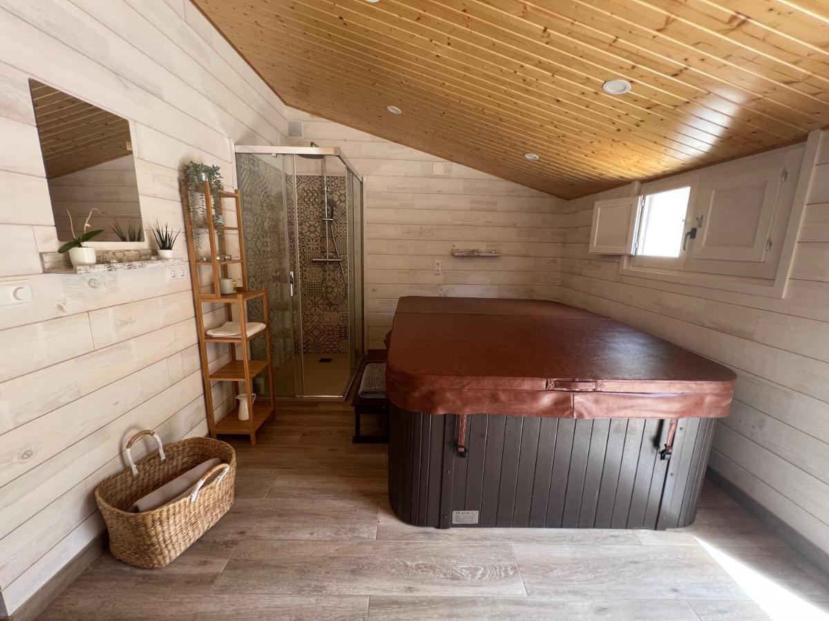 Chalet Casa Rural Can Nonell Del Sot