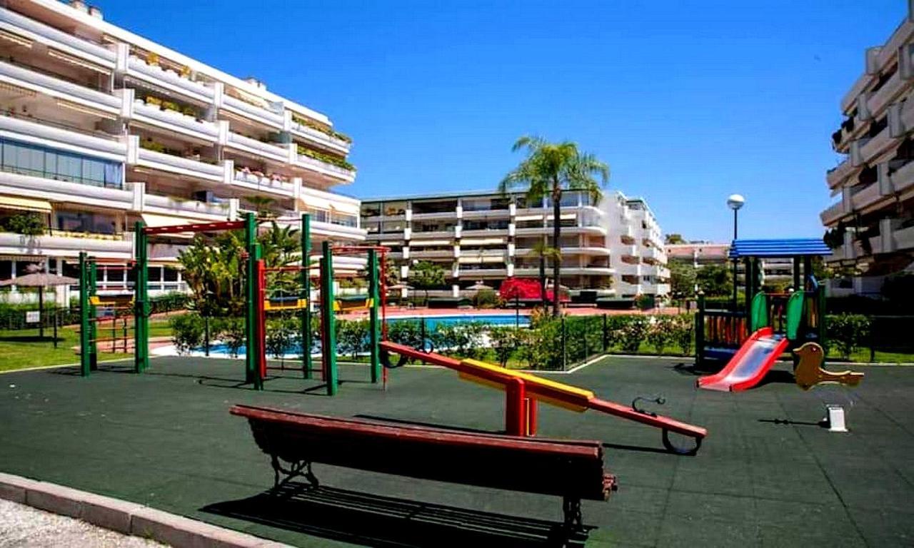 Apartamento En Junto A Campos De Golf *