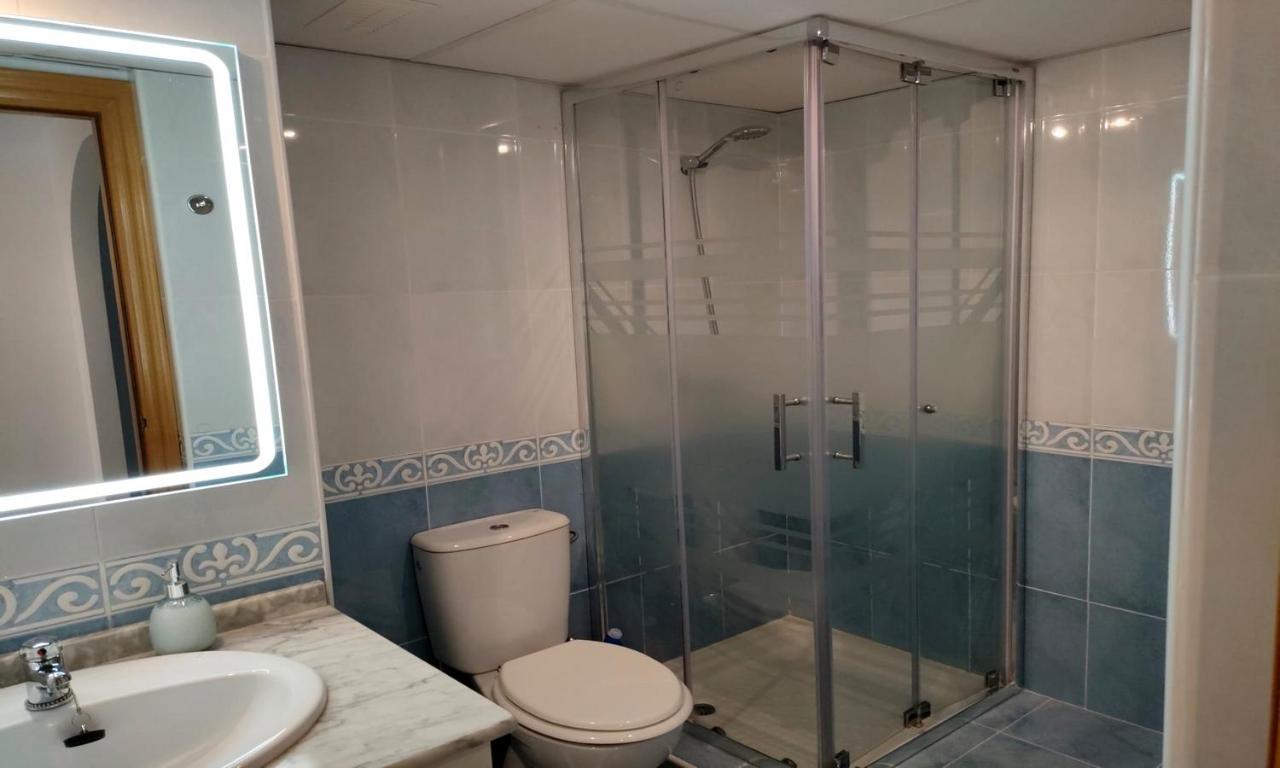 En Junto A Campos De Golf Apartamento Marbella