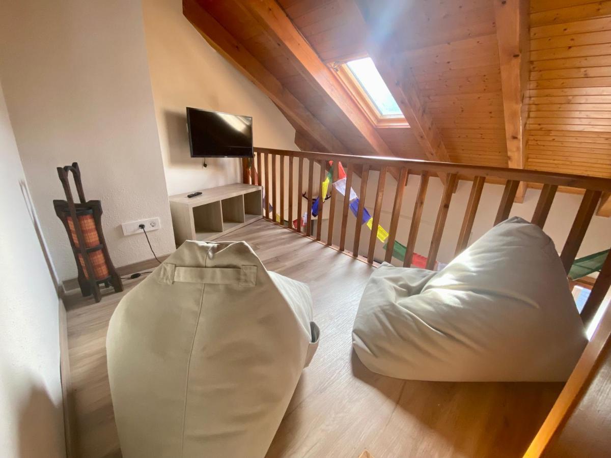 Duplex Kasares En