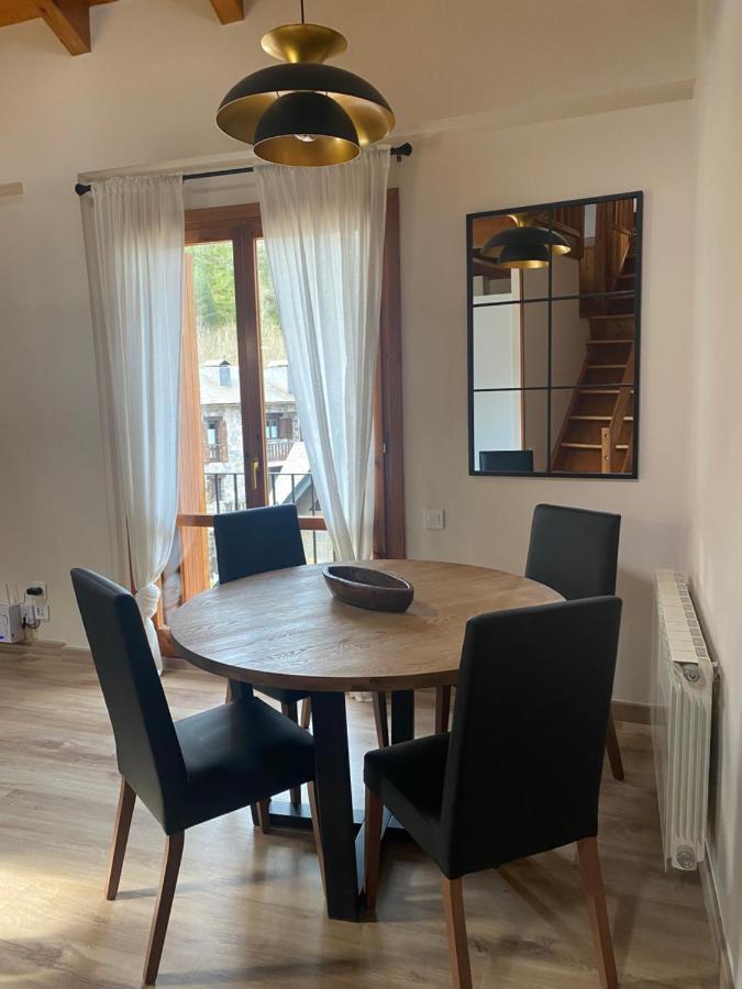 Duplex Kasares En