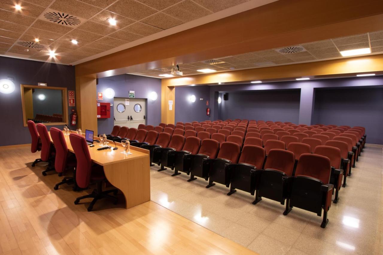 Y Congresos - Universitaria Resort