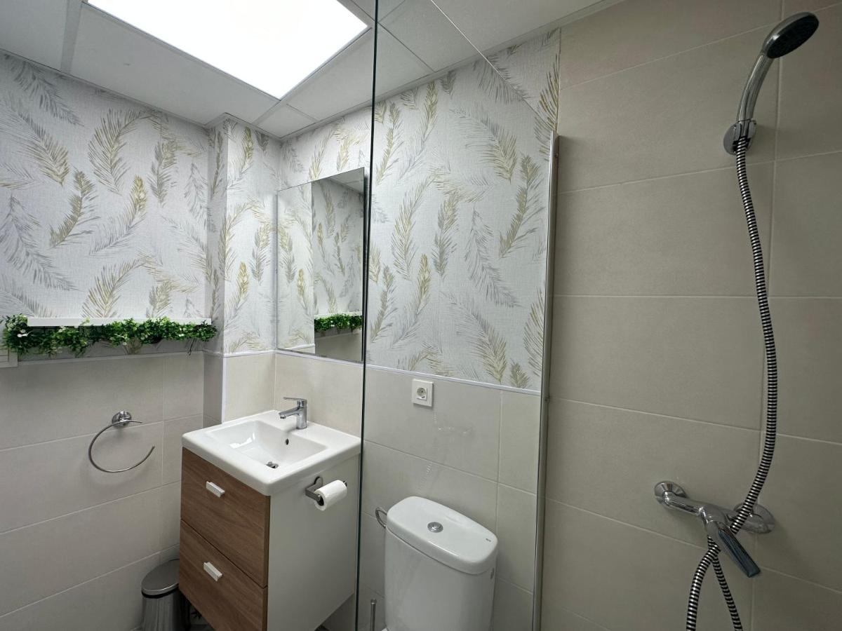 Dos Torres Tenor Gayarre - Encanto Con Balcon Interior Apartment
