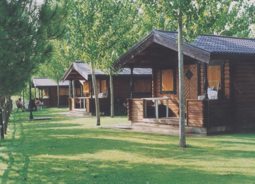 Ligüerre Parque de vacaciones 3*