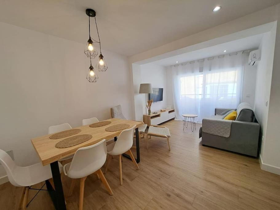 Apartamento Avda De Piletas, Segunda Linea De Playa *
