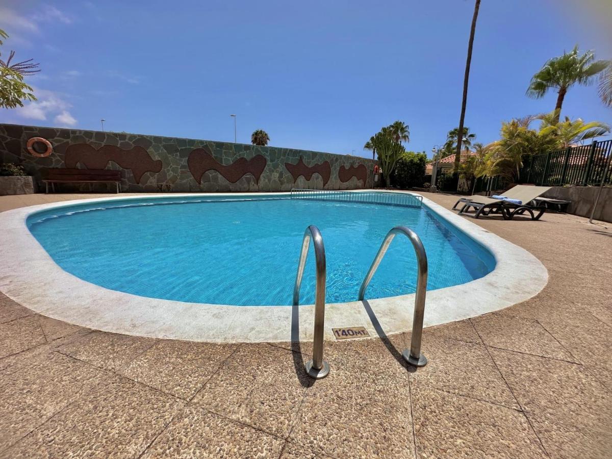 Apartment Duque Beachside Elegance