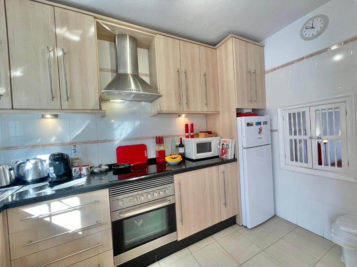 Apartment Seaview Townhouse In Puerto Santiago & Gigantes