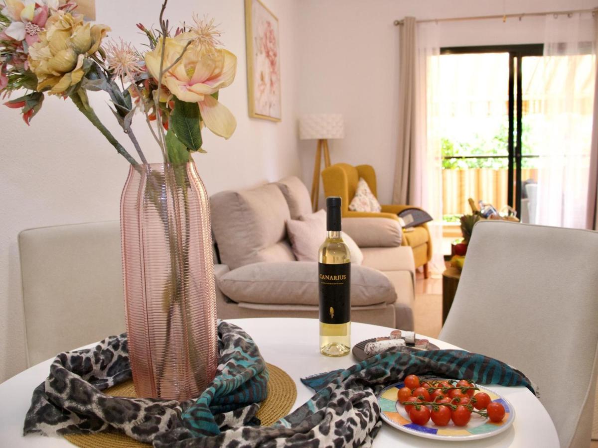 Apartment Duque Beachside Elegance *