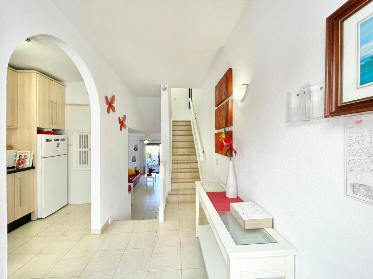 Seaview Townhouse In Puerto Santiago & Gigantes Apartment