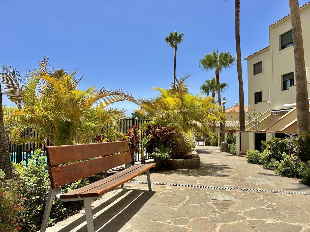 Duque Beachside Elegance Apartment *