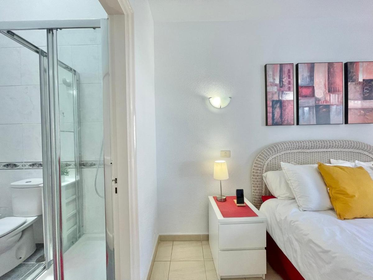 Seaview Townhouse In Puerto Santiago & Gigantes Apartment *