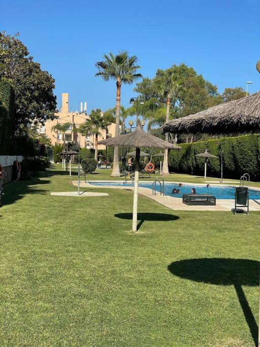 Apartamento 2br, 1bth Flat Near Puerto Banus