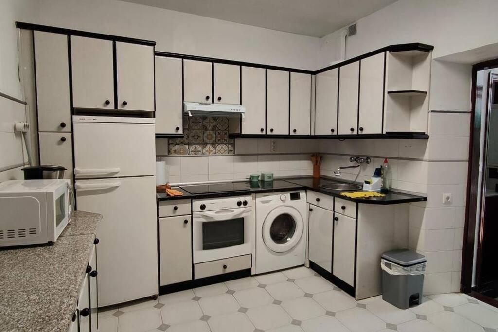 Apartment En El Casco Viejo De Castro Urdiales