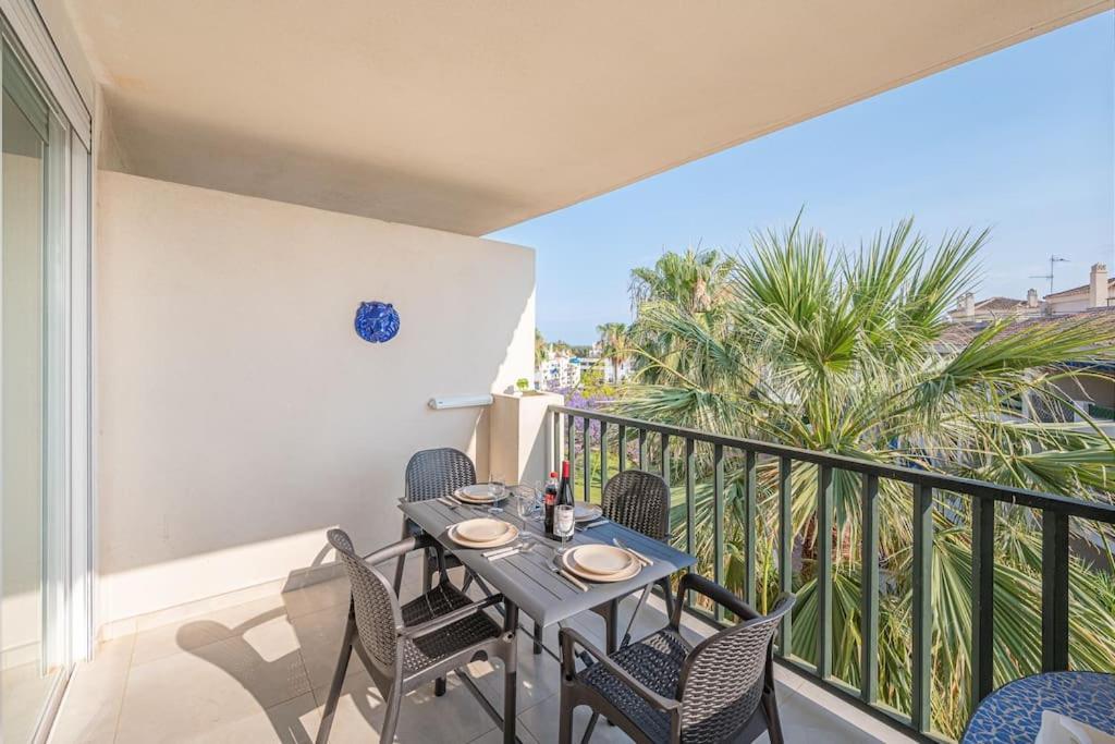 Apartamento Flat -puerto Banus -6 A 8 Persons-pool-parking *