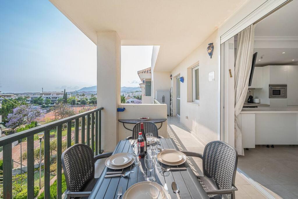 Apartamento Flat -puerto Banus -6 A 8 Persons-pool-parking