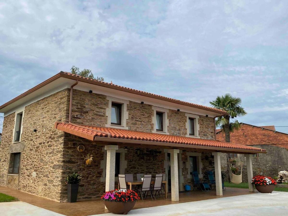 Casa Fontes Rosas Touro