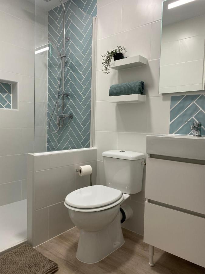 A Hidden Gem In Estepa. With Dip Pool, Wifi, Bbq! Holiday home