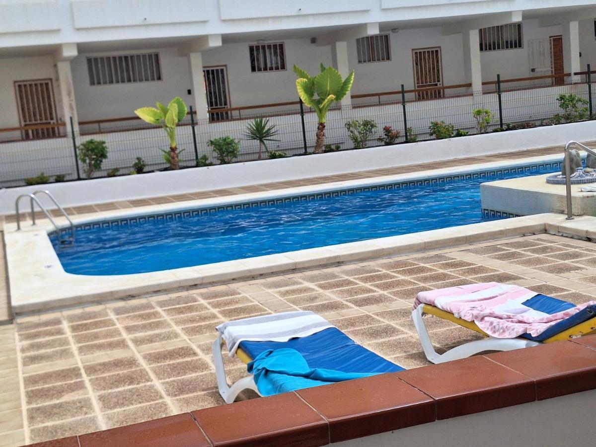 Apartamento Parque Margarita, Terraza Vista Piscina