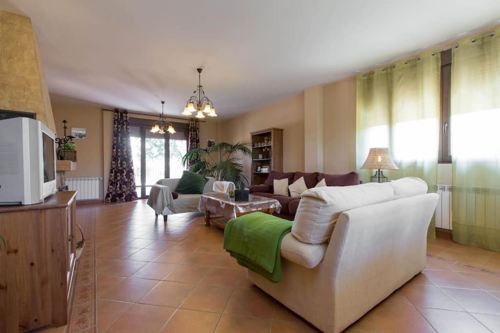 Rosales De Holiday home