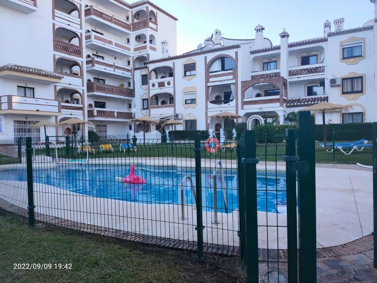 Crown Beach Calahonda * Sitio de Calahonda
