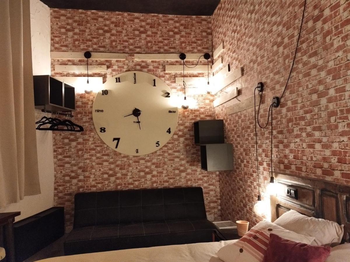 Arte I Espacio Inn Madrid