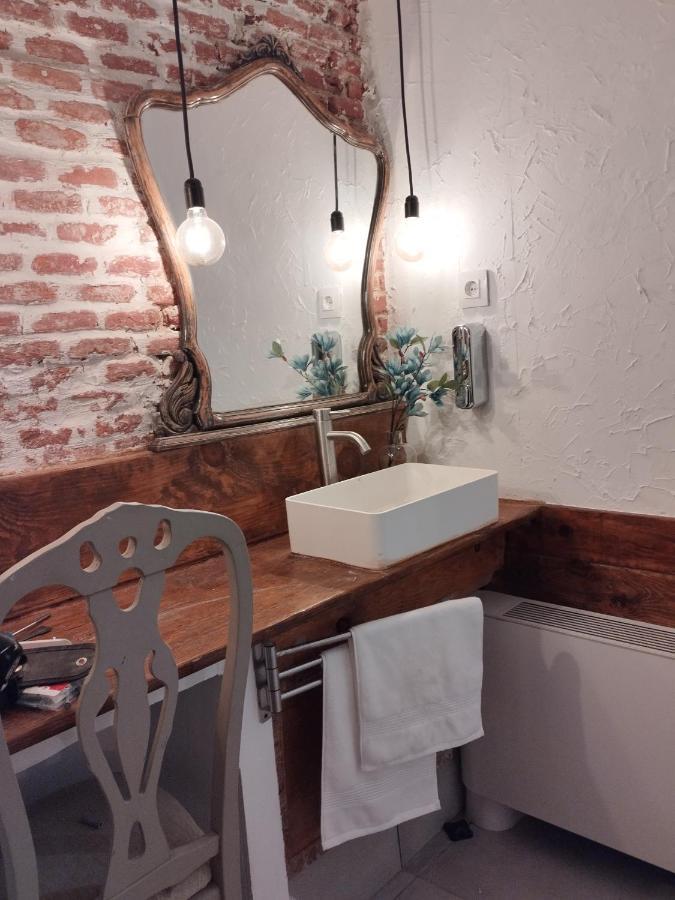Arte I Espacio Inn