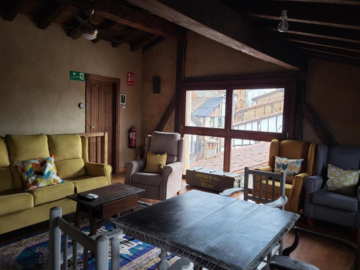 La Casa El Cura Madrigal de la Vera