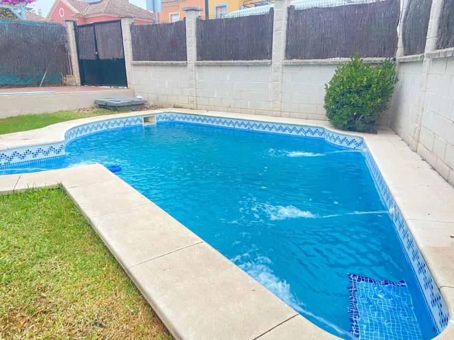 Las - Chalet Y Piscina A 10'de Sevilla *