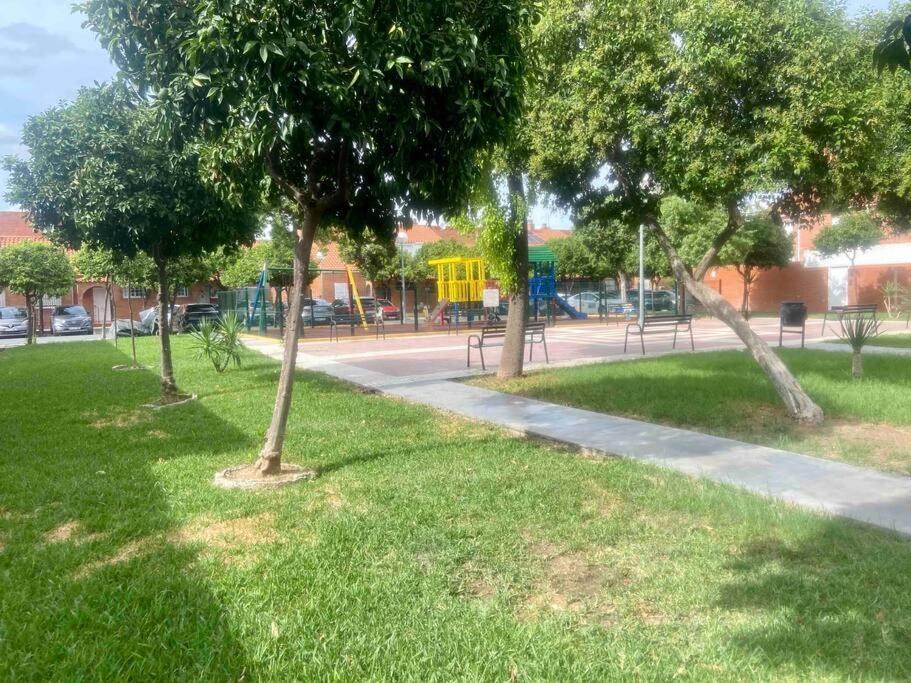 Casa Unifamiliar Moderna Cerca De Fibes Сasa de vacaciones *