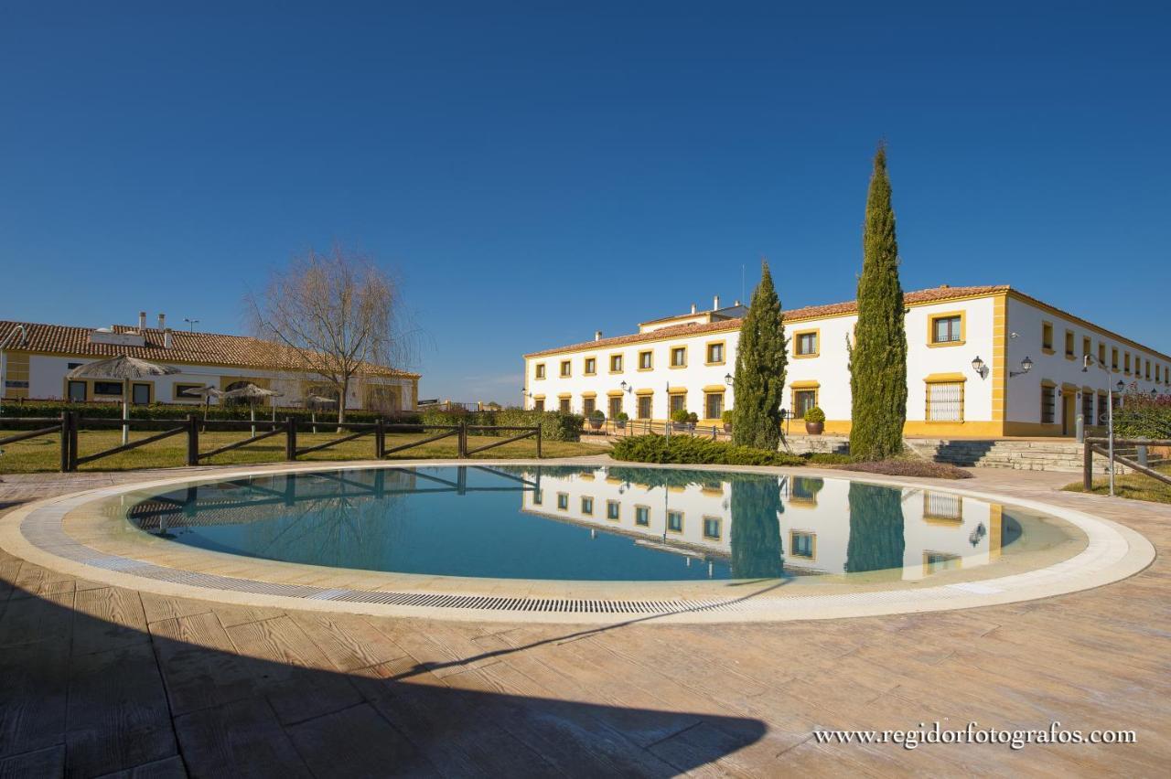 Hospedium Cortijo Santa Cruz