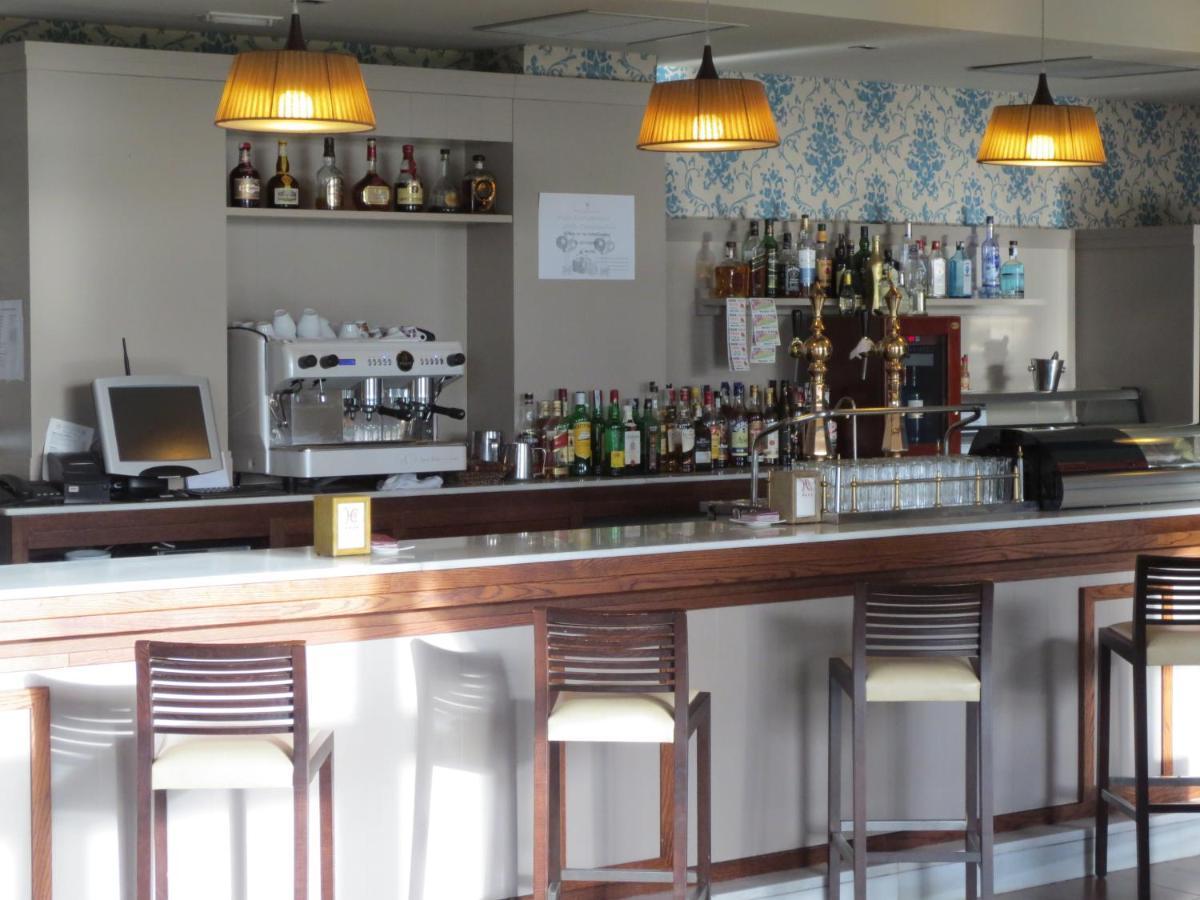 Hospedium Cortijo Santa Cruz Hotel