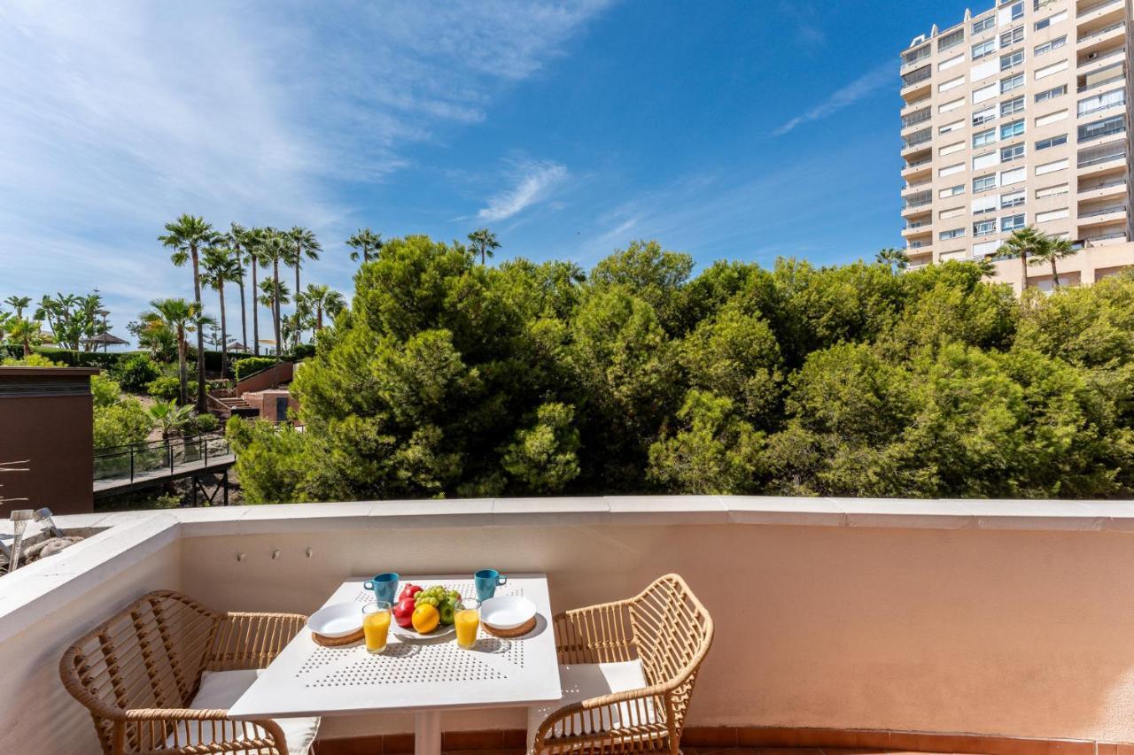 Coastal Paradise 3bed , Pool , Sea Views! * Benalmadena