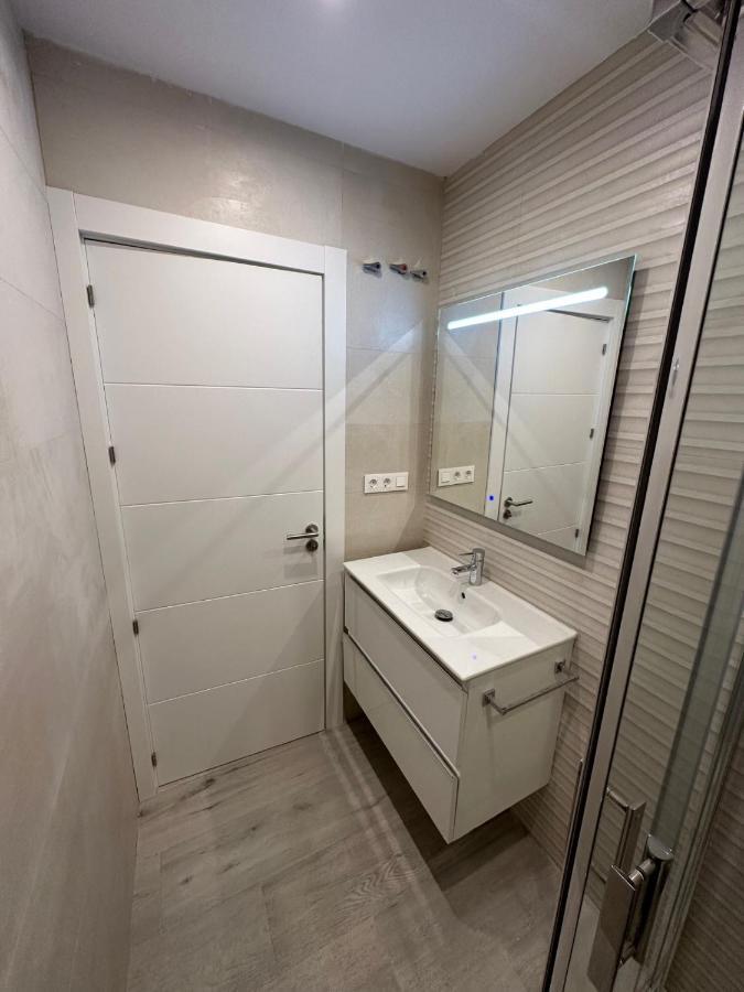 Bi-apartamento Bonito Y Coqueto Junto Corte Ingles Centro * Granada