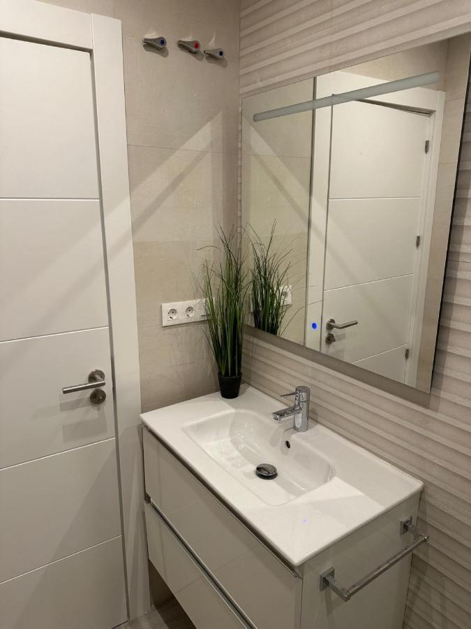 Bi-apartamento Bonito Y Coqueto Junto Corte Ingles Centro Granada