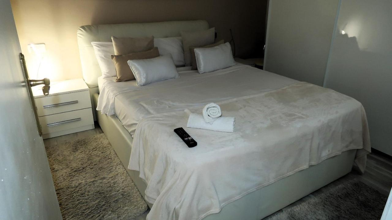 Apartamento Entire , 2 Bedrooms Newly Remodeled Center Barcelona