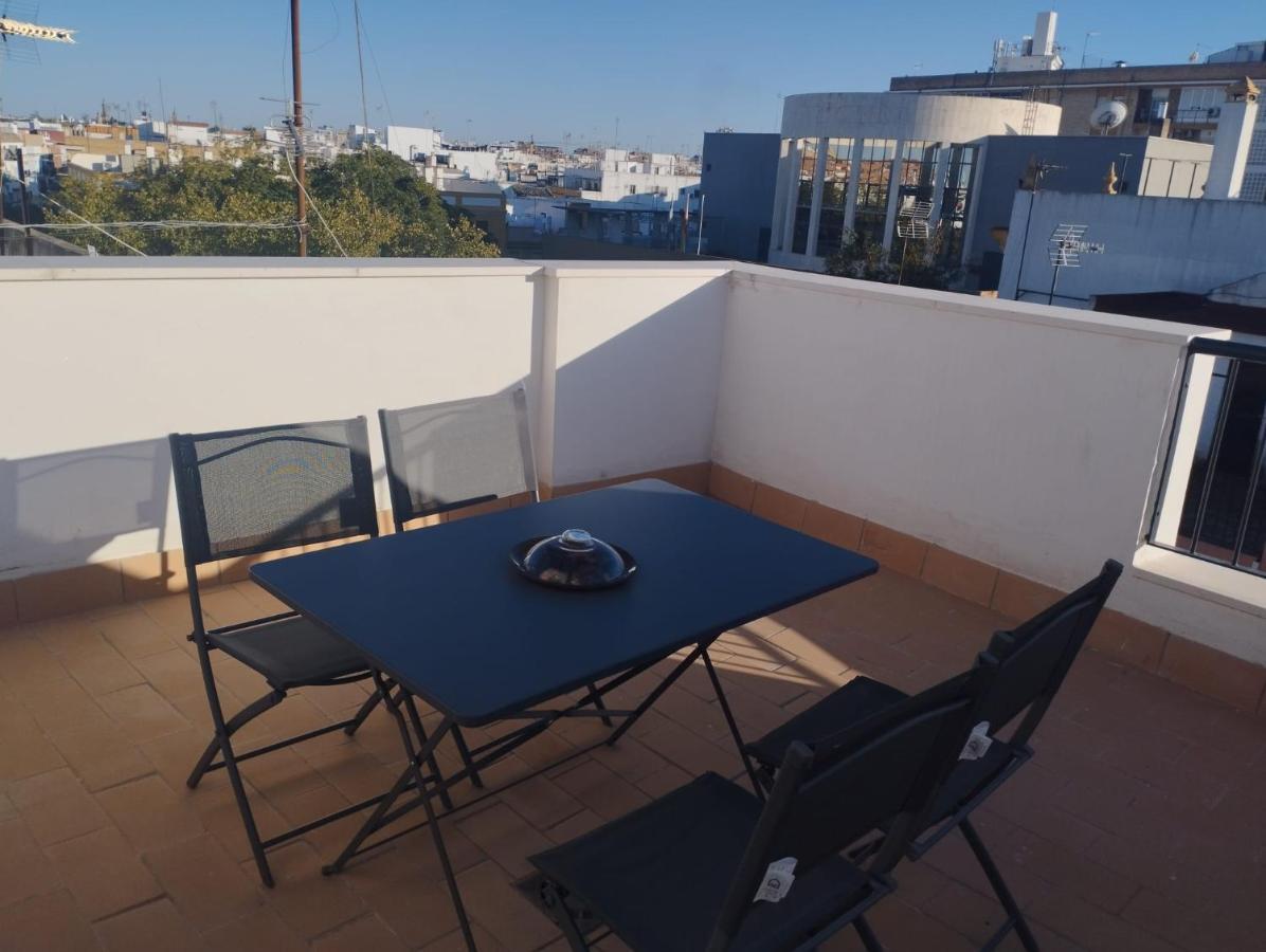 Atico Aire De Triana Apartamento