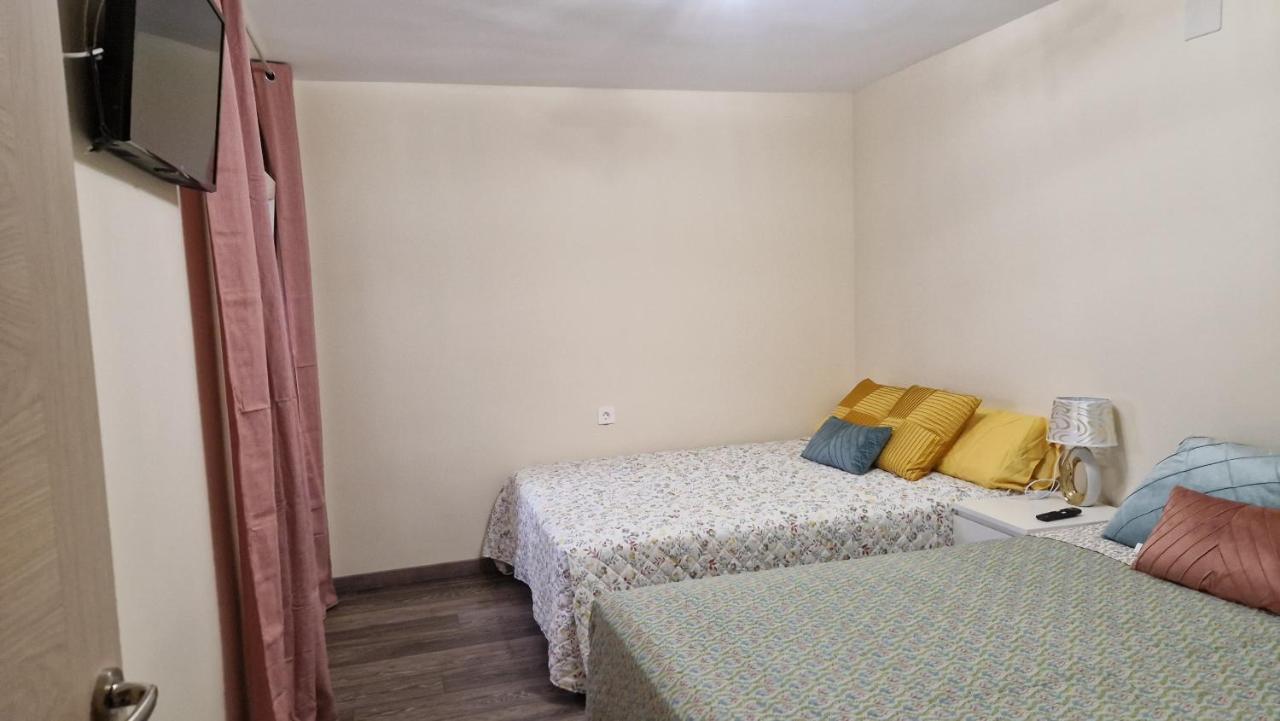 Piso Completo Centrico Y Habitaciones En El Casco Antiguo De Salamanca * Salamanca