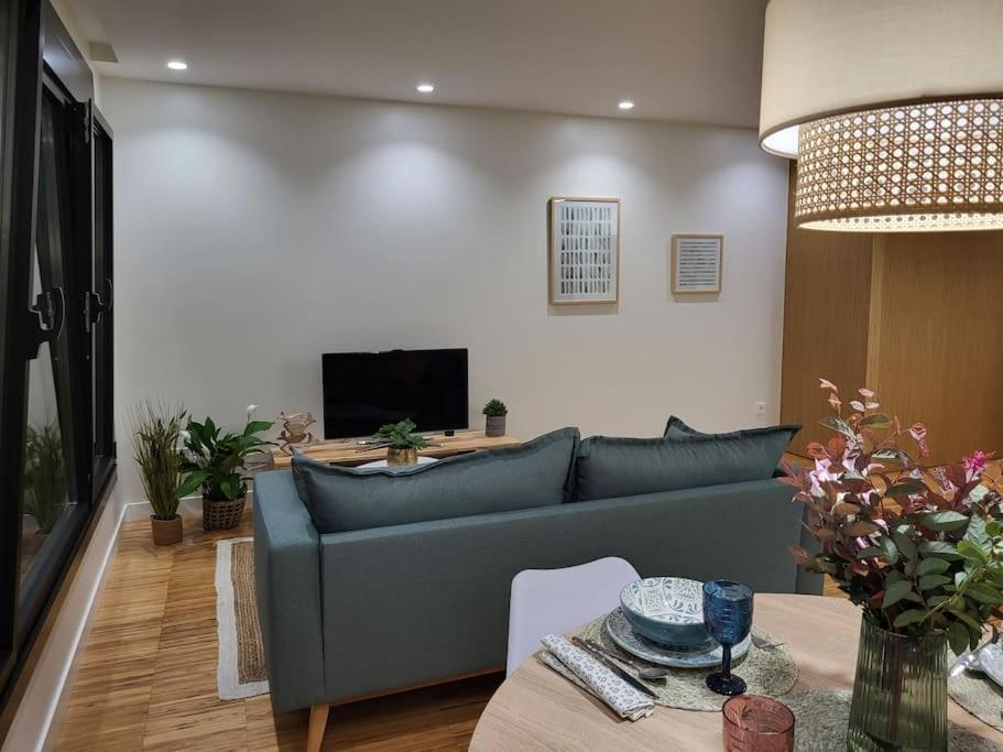 O 3 De Monteferro Apartment