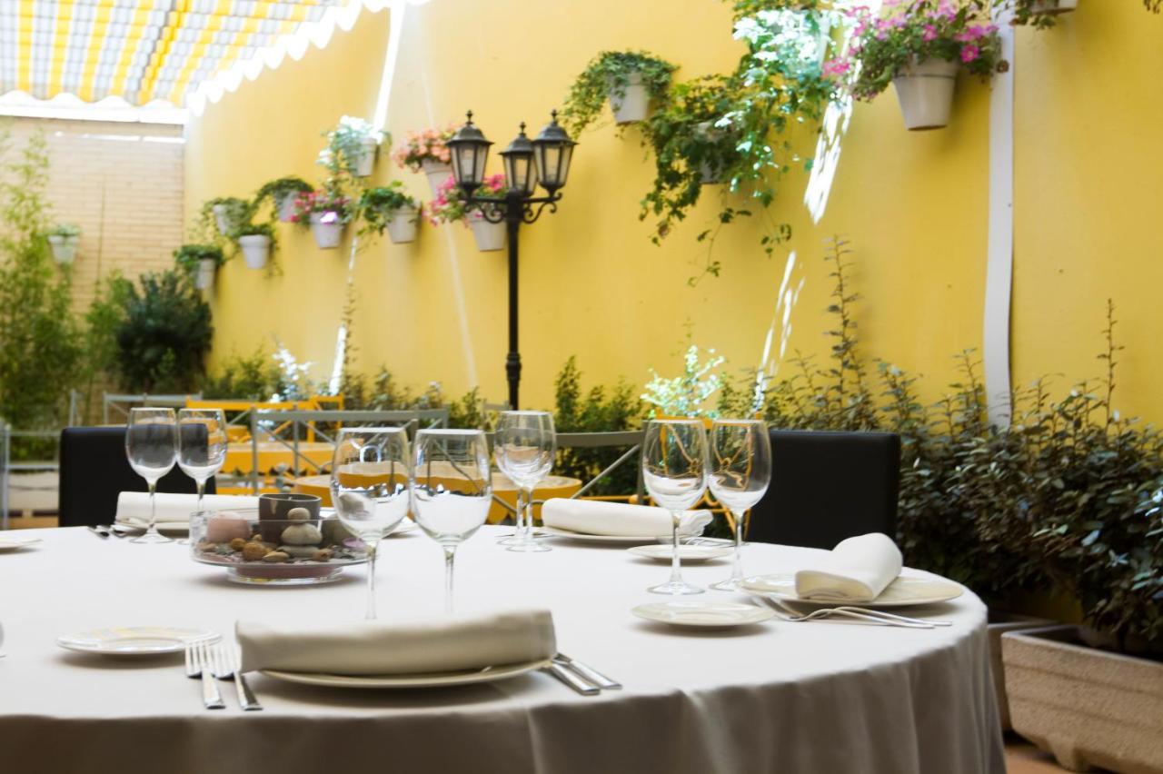 Avenida Hotel