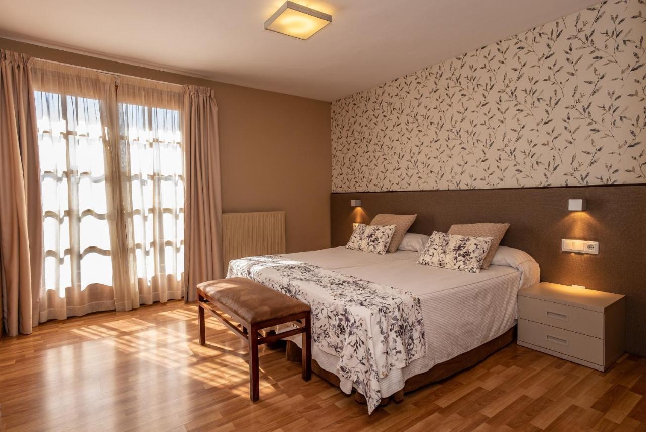 Esquirol (adults Only) Hotel Llivia