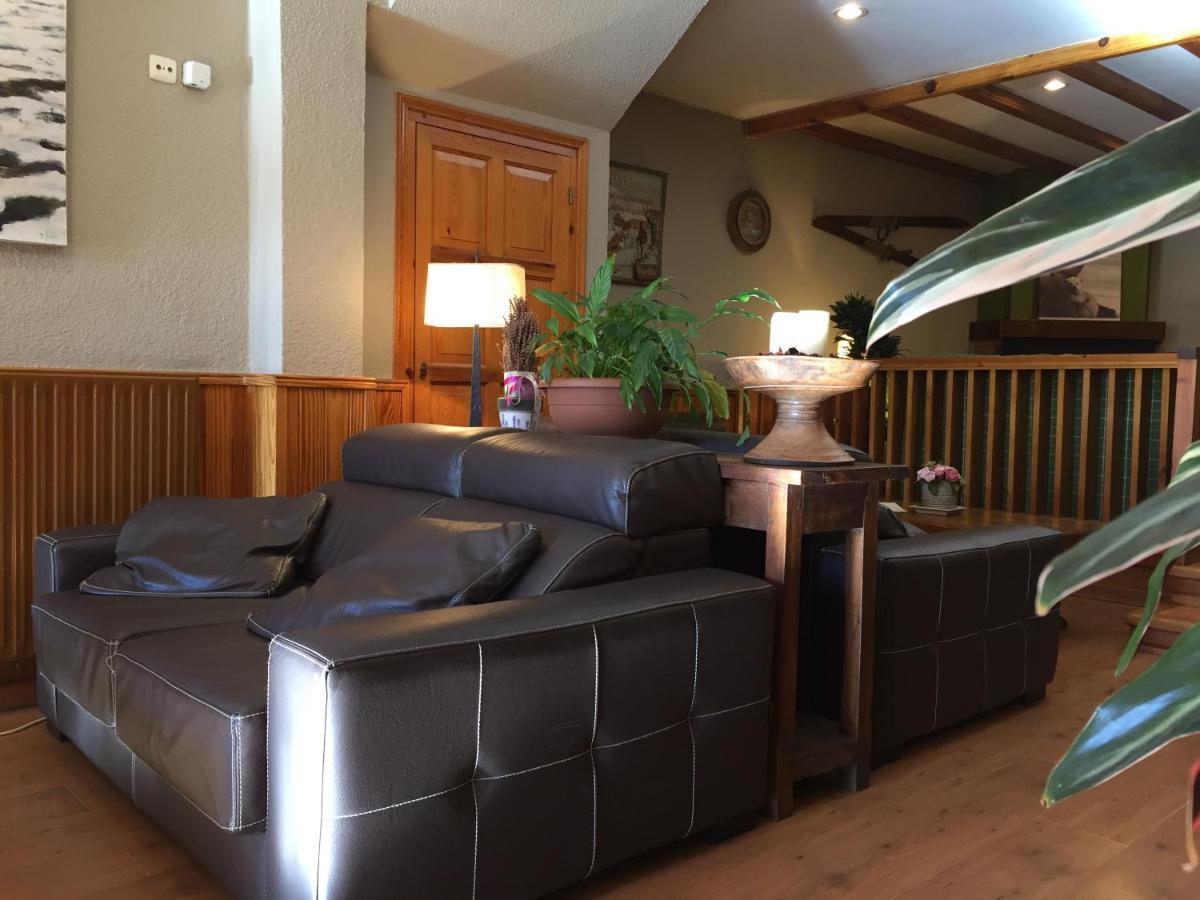 Esquirol (adults Only) Llivia