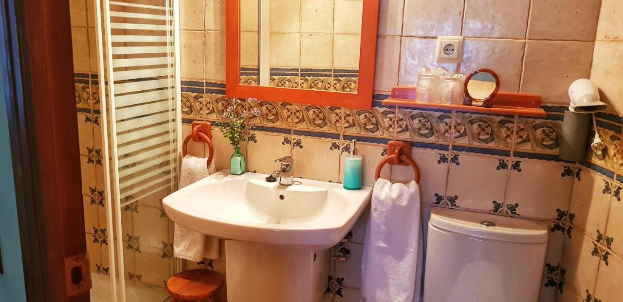 Casa Rural El Colorao Country house *