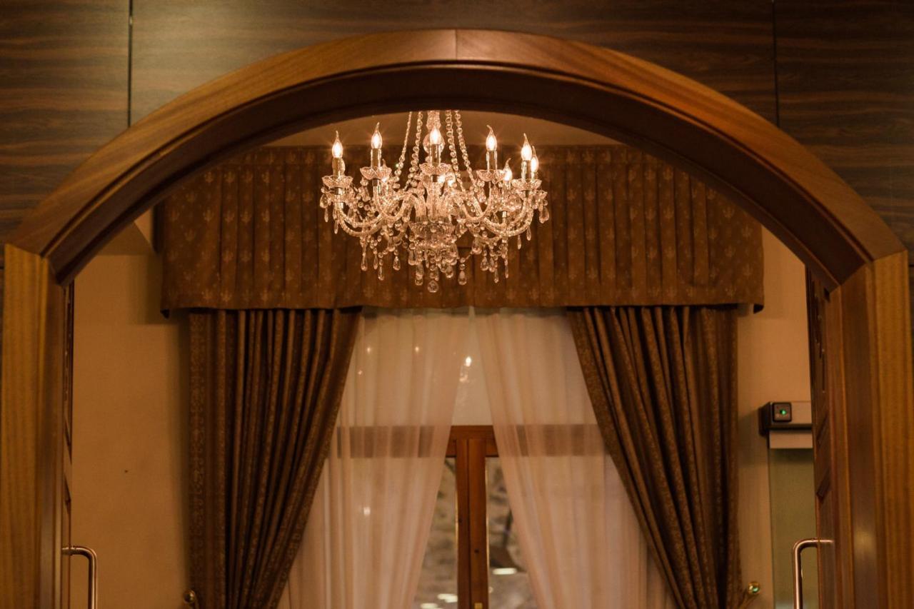 Hotel, H De L'anton Batea