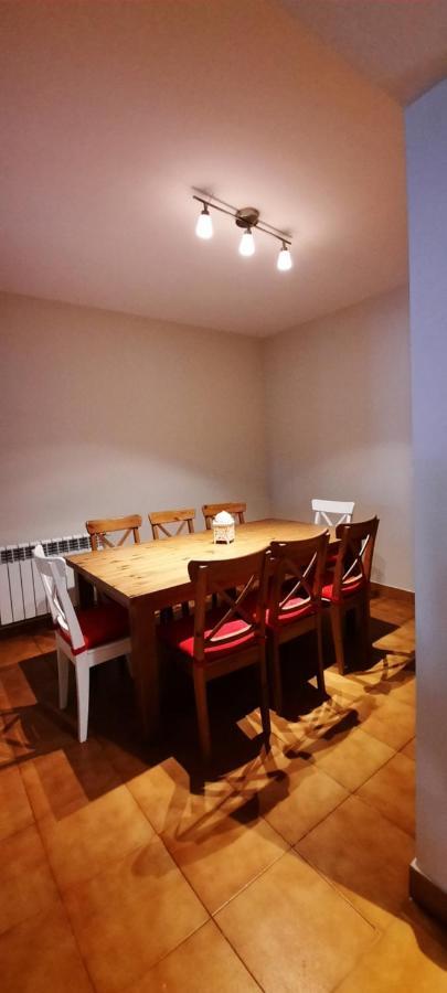 Casa En Sobarzo, Junto Al Parque De Cabarceno Сasa de vacaciones *