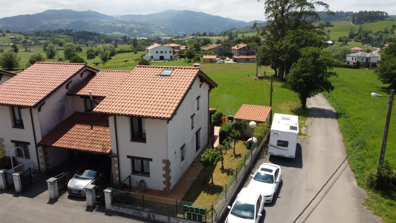 Casa En Sobarzo, Junto Al Parque De Cabarceno *