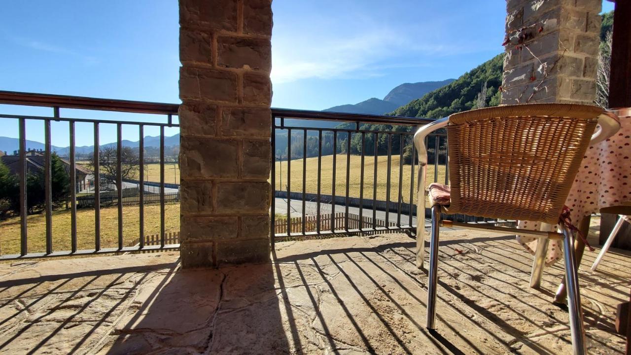 Balcon De La Pena Cancias Country house