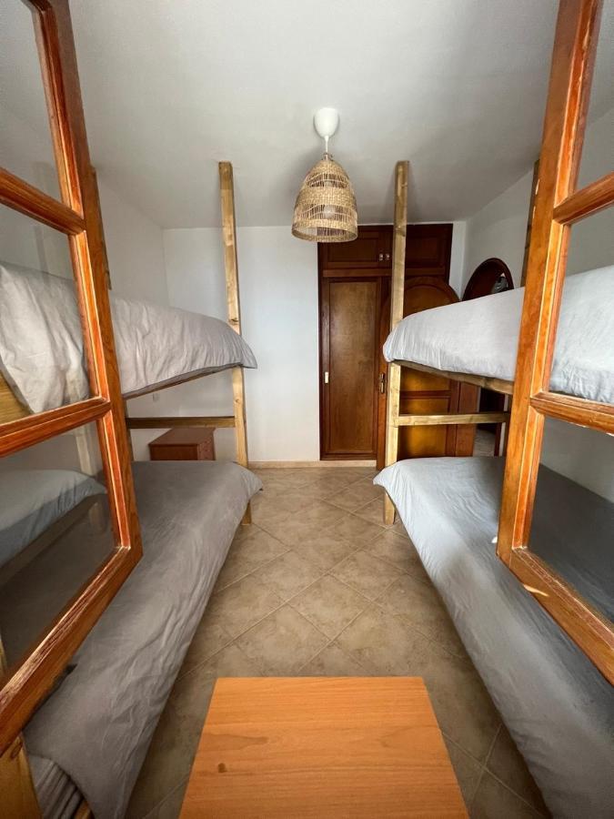 Pura Vida Surf Camp & School Hostel La Oliva